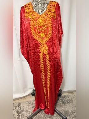 Women’s Red Women’sGold Embroidery Full Length Kaftan By Sante’ One Size Flowy